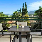 Pefka Hotell 3*
