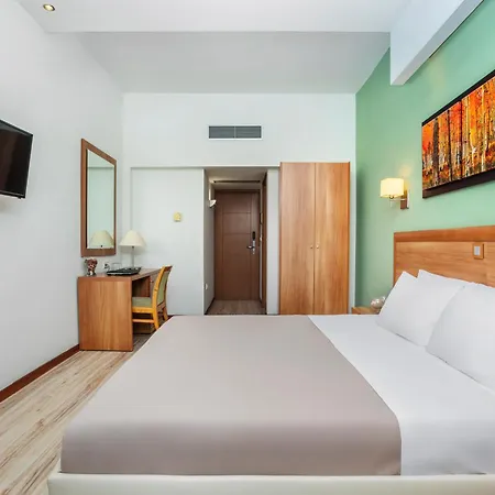 Hotel Pefka Tessalónica