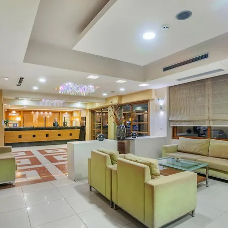 Pefka 3* テッサロニキ